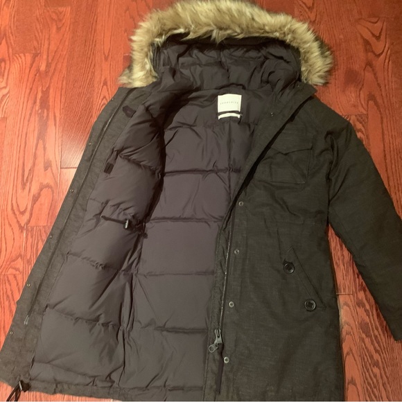 Aritzia Community Parka - Size S - Picture 2 of 4